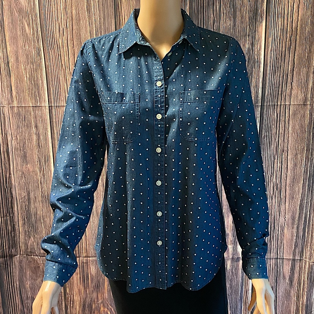 Ann Taylor loft the softened shirt size XS denim button down with white